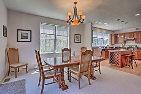 6 Mi to Kalahari: Pocono Pines Golf Course Home!