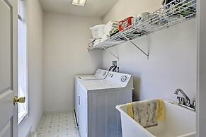 6 Mi to Kalahari: Pocono Pines Golf Course Home!