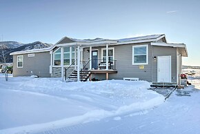 Cozy Home: Mtn Views, A/c, in Heart of Star Valley