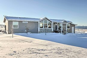 Cozy Home: Mtn Views, A/c, in Heart of Star Valley