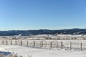 Cozy Home: Mtn Views, A/c, in Heart of Star Valley