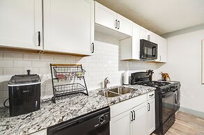 Greenwood Studio Cottage < 1 Mi to Downtown!