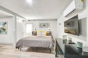 Greenwood Studio Cottage < 1 Mi to Downtown!