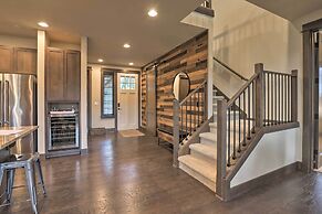 Luxury Suncadia Resort Retreat w/ Private Hot Tub!