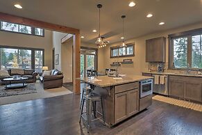 Luxury Suncadia Resort Retreat w/ Private Hot Tub!