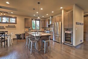 Luxury Suncadia Resort Retreat w/ Private Hot Tub!