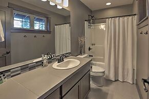 Luxury Suncadia Resort Retreat w/ Private Hot Tub!