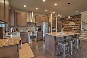 Luxury Suncadia Resort Retreat w/ Private Hot Tub!