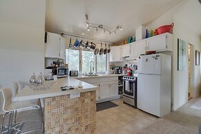 Mariposa Home: Furnished Patio & Sierra Mtn Views