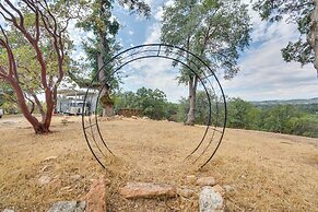 Mariposa Home: Furnished Patio & Sierra Mtn Views