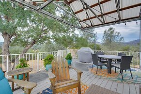 Mariposa Home: Furnished Patio & Sierra Mtn Views