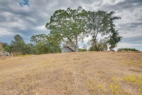 Mariposa Home: Furnished Patio & Sierra Mtn Views