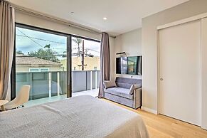 Chic Coronado Retreat w/ Patio & 4 Cruiser Bikes!