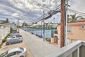 Chic Coronado Retreat w/ Patio & 4 Cruiser Bikes!