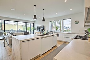 Chic Coronado Retreat w/ Patio & 4 Cruiser Bikes!