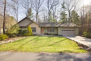 Charming Massanutten Resort Home w/ Grill!