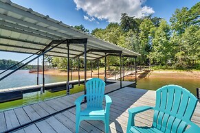 Spacious Lake Hartwell Home w/ Private Boat Dock!