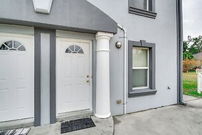 Gulfport Condo w/ Private Balcony - Walk to Beach!