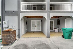 Gulfport Condo w/ Private Balcony - Walk to Beach!