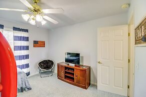 Charming Edgemont Home w/ Deck & Lake Views!