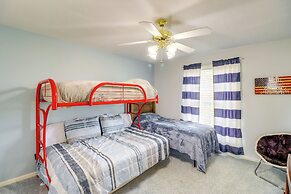 Charming Edgemont Home w/ Deck & Lake Views!