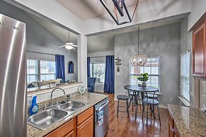 1 Block to Boat Ramp: Monkey Island Home