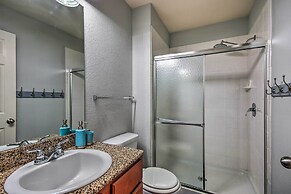 1 Block to Boat Ramp: Monkey Island Home