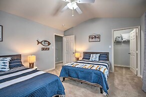 1 Block to Boat Ramp: Monkey Island Home