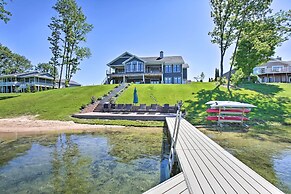 Waterfront Silver Lake Home w/ Private 40 Dock!