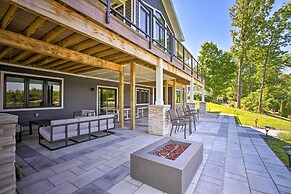 Waterfront Silver Lake Home w/ Private 40 Dock!