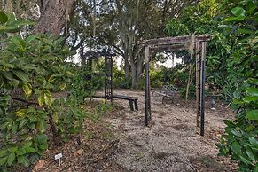 Breezy Gulf Coast Getaway ~ 4 Mi to Beach Park