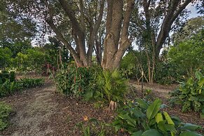 Breezy Gulf Coast Getaway ~ 4 Mi to Beach Park