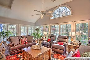 Million-dollar Estate by Downtown Franklin!