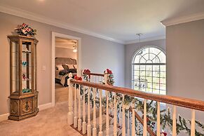 Million-dollar Estate by Downtown Franklin!