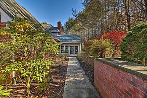 Million-dollar Estate by Downtown Franklin!