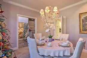 Million-dollar Estate by Downtown Franklin!