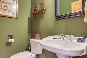 Secluded Cove & Fire Pit: Lake Wedowee Getaway