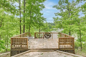 Secluded Cove & Fire Pit: Lake Wedowee Getaway