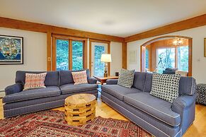 Lakefront Paradise Near Okemo & Killington