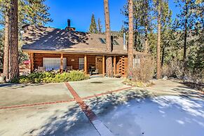 Pine Mountain Club Log Home w/ Deck + Grill!