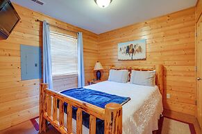 Lakefront Vacation Rental w/ Patio & Grill!