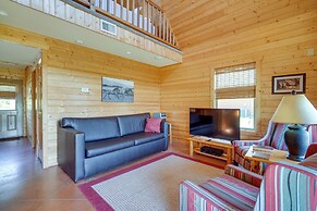 Lakefront Vacation Rental w/ Patio & Grill!