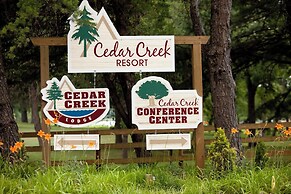 Lakefront Vacation Rental w/ Patio & Grill!