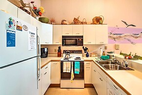 Kitty Hawk Townhome at Sea Dunes - Walk to Beach!