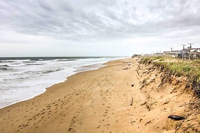 Kitty Hawk Townhome at Sea Dunes - Walk to Beach!