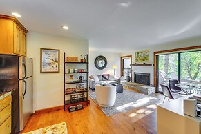 All-season Sun Valley Retreat w/ Deck & Grill