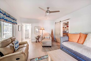 Canal-front Florida Keys Home w/ Dock!