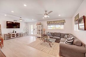 Canal-front Florida Keys Home w/ Dock!