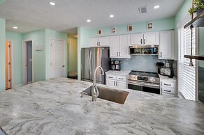 8 Mi to Boardwalk: Myrtle Beach Condo Near Golfing