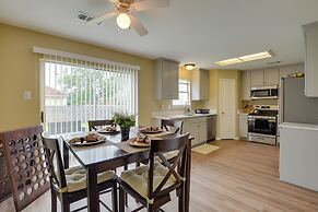 16 Mi to Dtwn Dallas: Spacious Home w/ Yard!